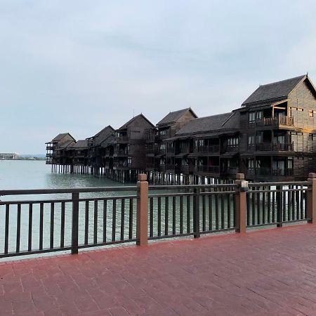 Langkawi Lagoon Resort Water Chalet Pantai Cenang Kültér fotó