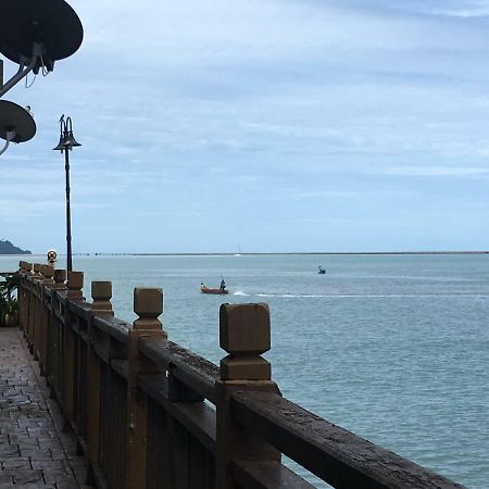 Langkawi Lagoon Resort Water Chalet Pantai Cenang Kültér fotó