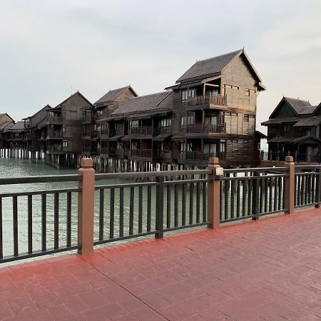 Langkawi Lagoon Resort Water Chalet Pantai Cenang Kültér fotó