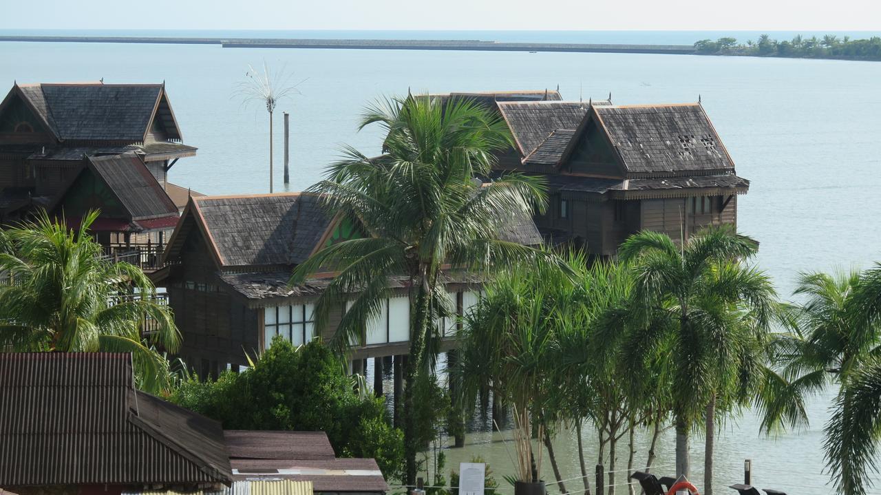 Langkawi Lagoon Resort Water Chalet Pantai Cenang Kültér fotó