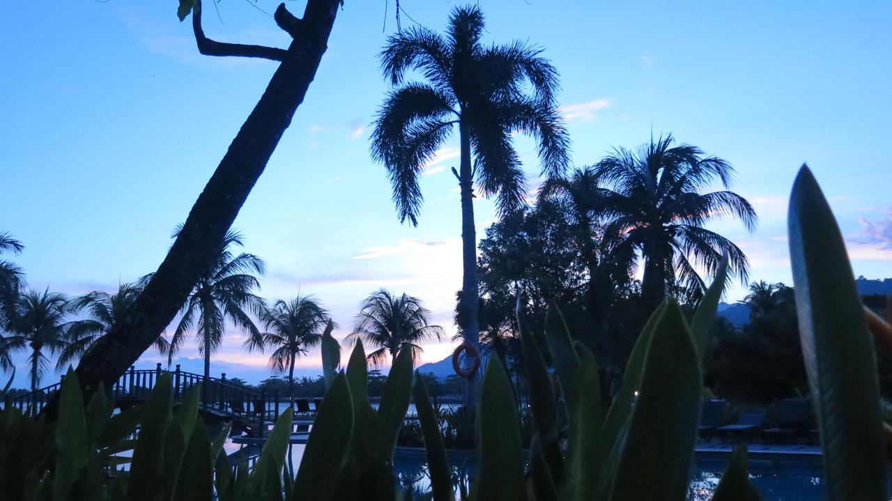 Langkawi Lagoon Resort Water Chalet Pantai Cenang Kültér fotó