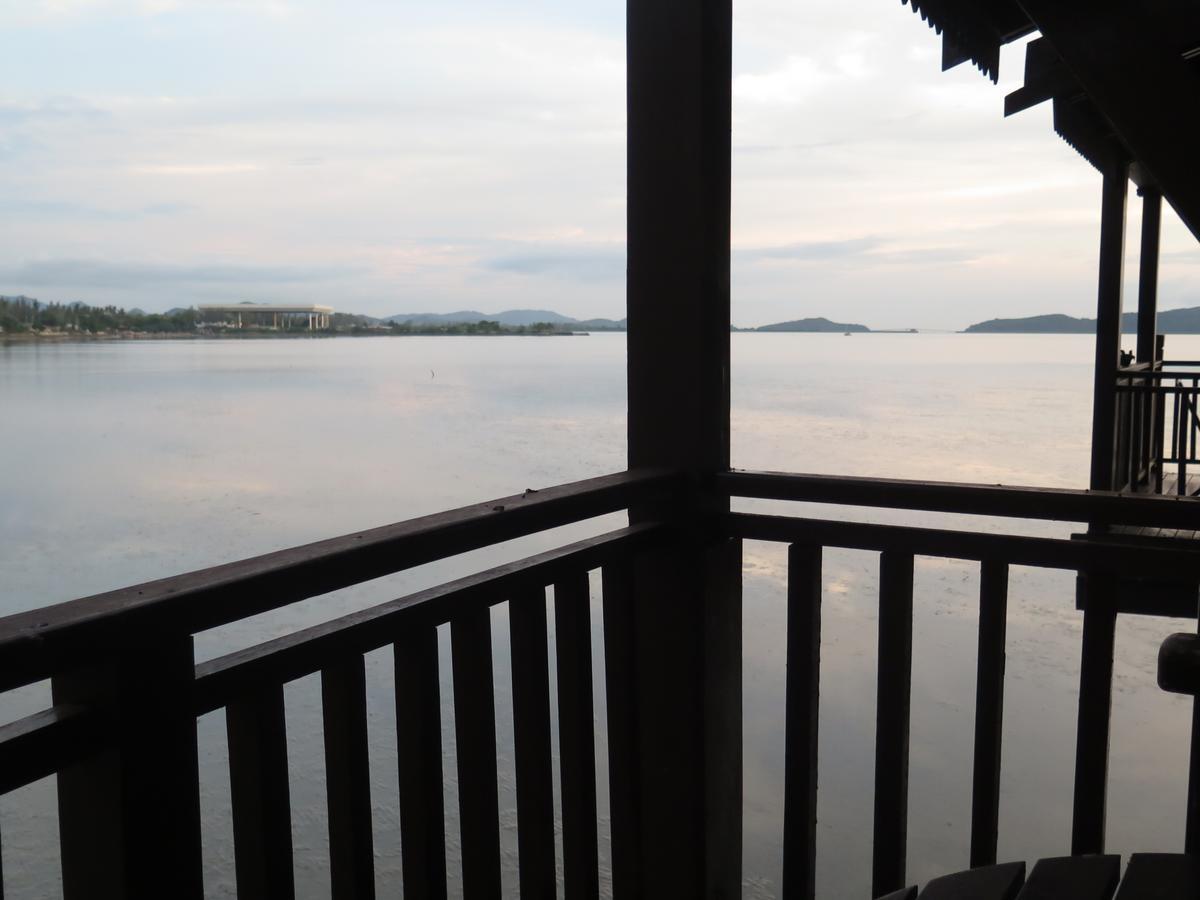 Langkawi Lagoon Resort Water Chalet Pantai Cenang Kültér fotó