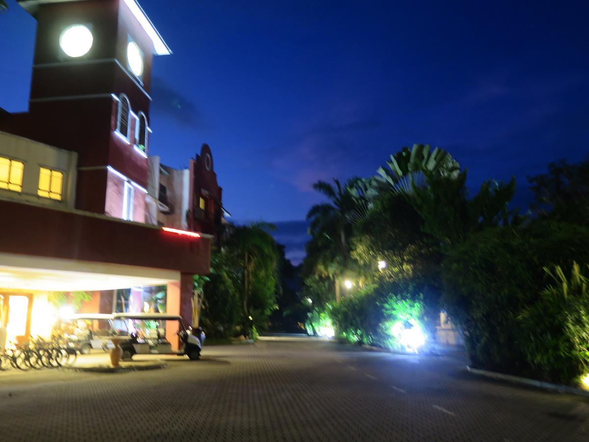 Langkawi Lagoon Resort Water Chalet Pantai Cenang Kültér fotó