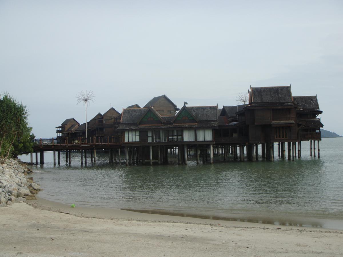Langkawi Lagoon Resort Water Chalet Pantai Cenang Kültér fotó